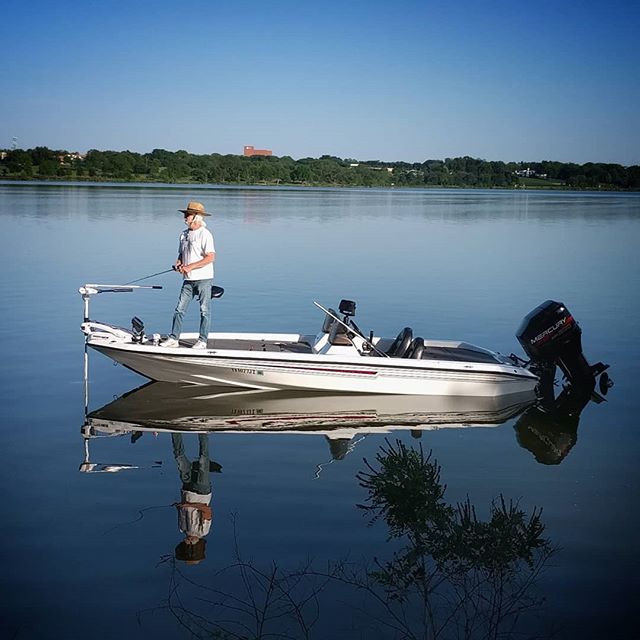 Don’t see this kind of fishing very often at little ole WHITE ROCK LAKE!