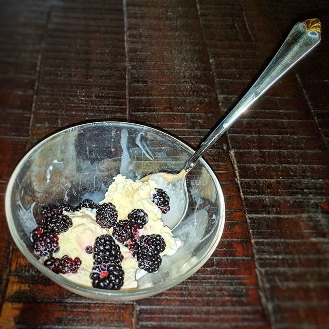 Fresh-picked dewberries with fresh-picked Blue Bell.